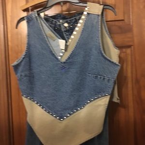 Two tone Vest